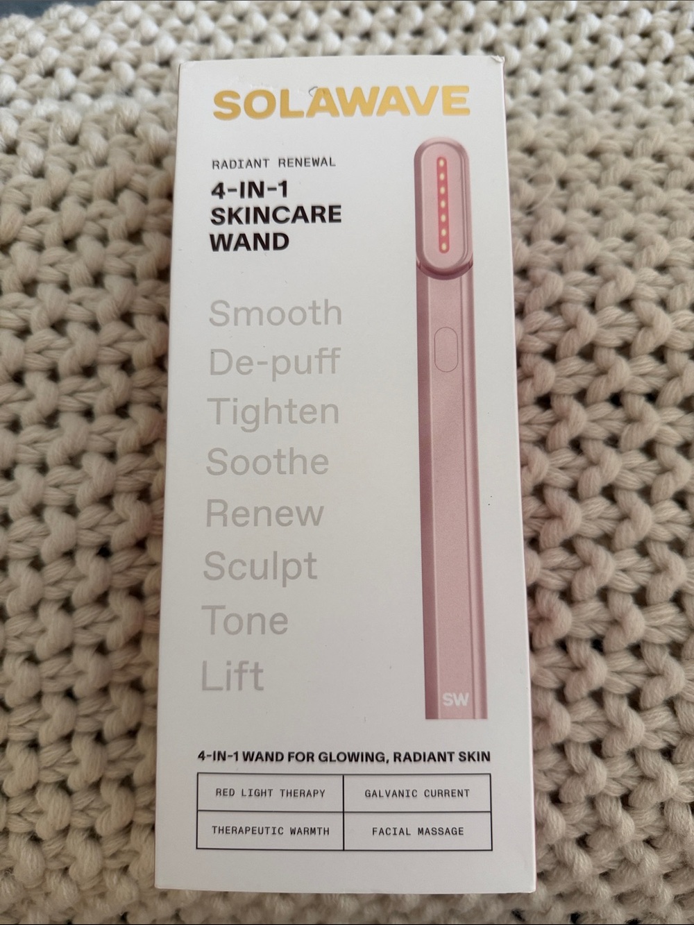 SOLAWAVE 4-in-1 Skincare Wand — Pink